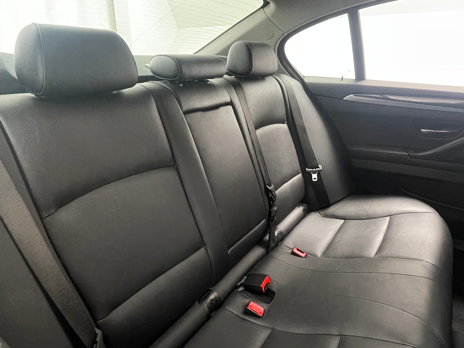 Thumbnail: 2016 BMW 5 Series - 5