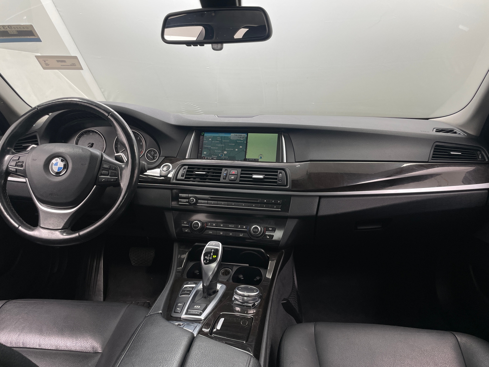 Thumbnail: 2016 BMW 5 Series - 2