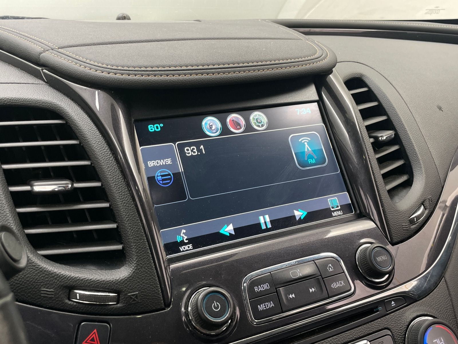 Thumbnail: 2014 Chevrolet Impala - 3