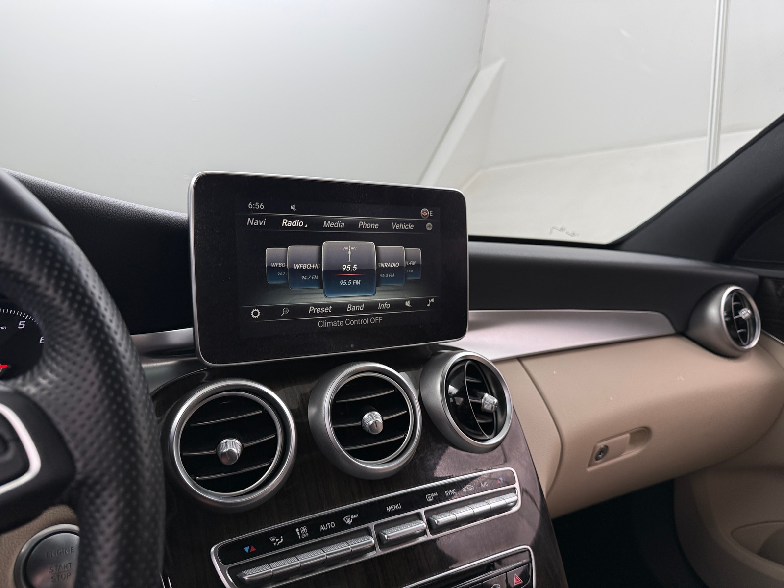Thumbnail: 2018 Mercedes-Benz C-Class - 3