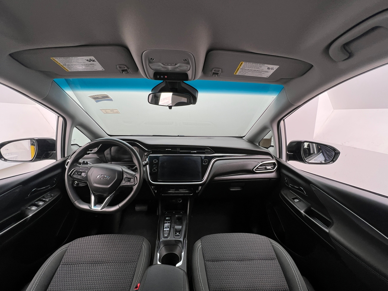 Thumbnail: 2023 Chevrolet Bolt EV - 3