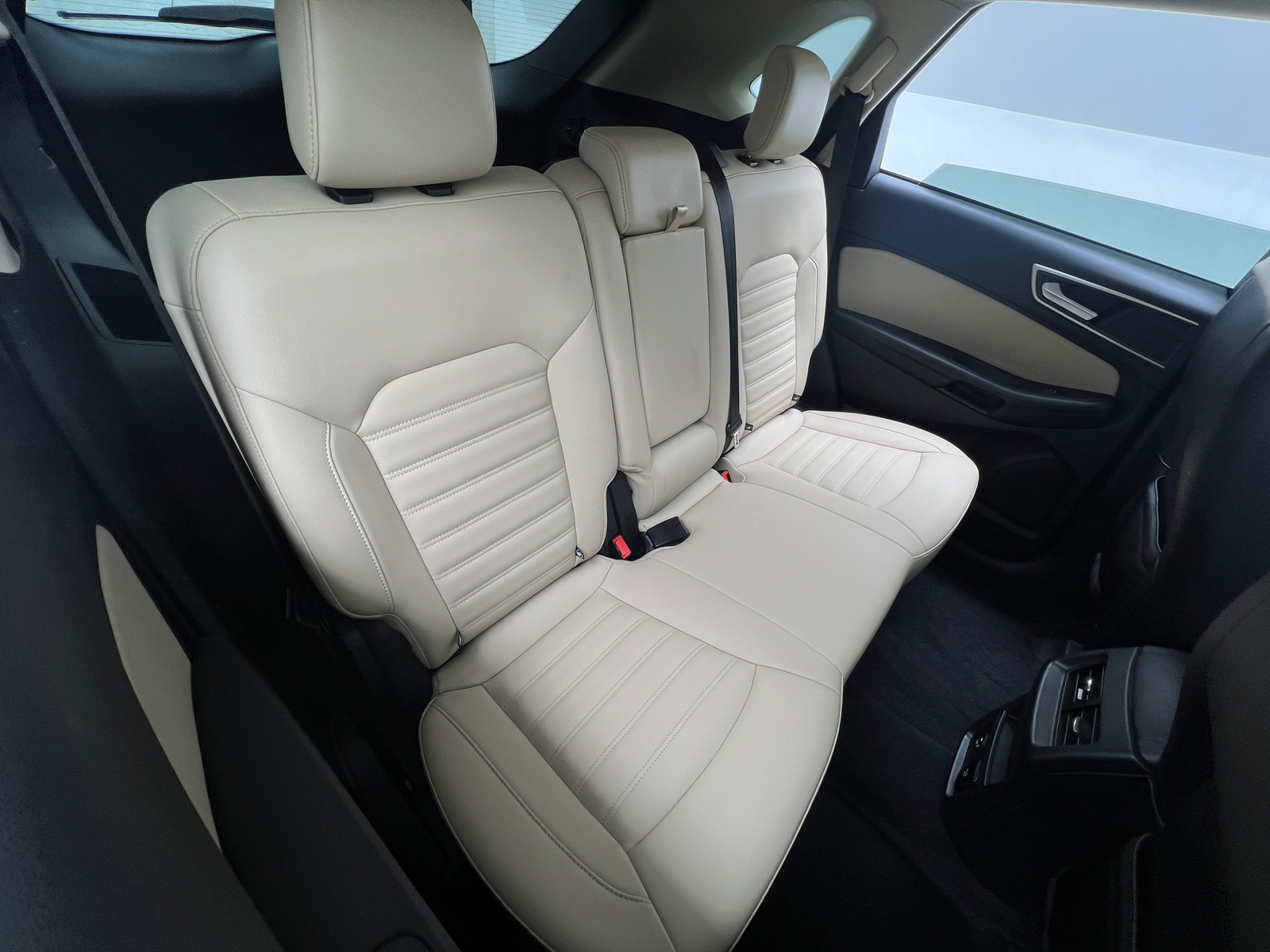 Thumbnail: 2021 Ford Edge - 6