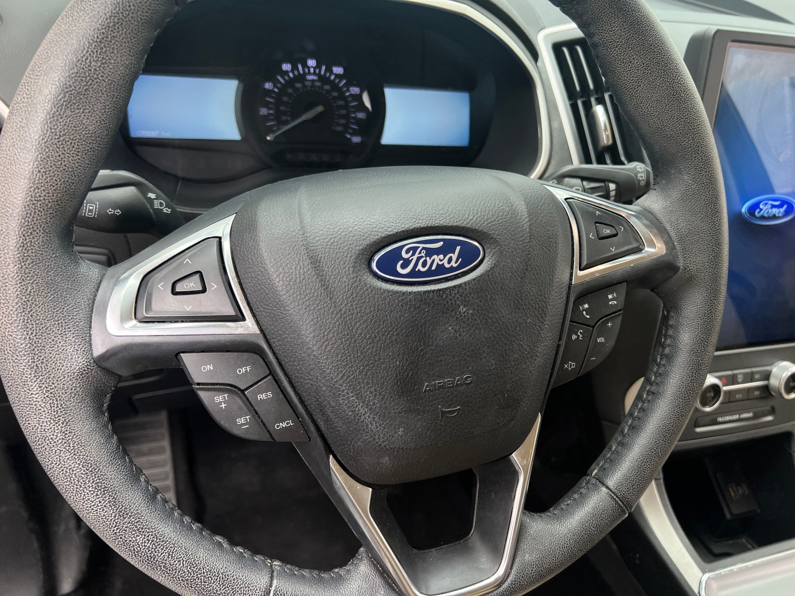 Thumbnail: 2021 Ford Edge - 5