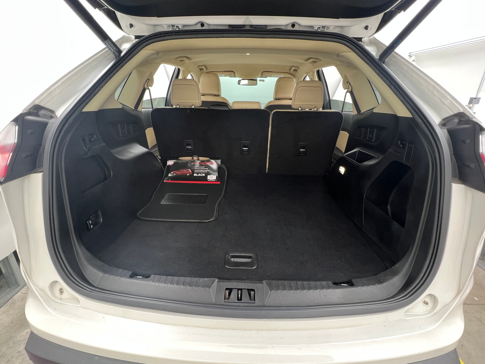 Thumbnail: 2021 Ford Edge - 7