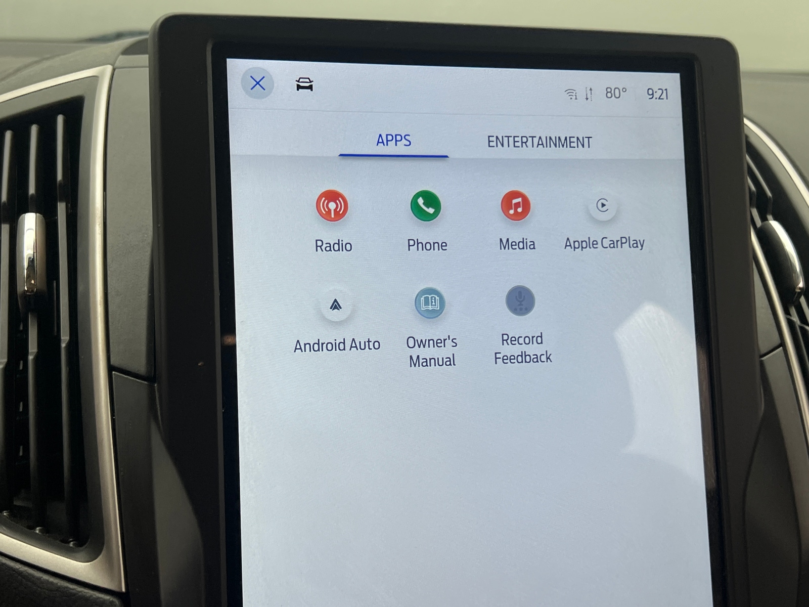 Thumbnail: 2021 Ford Edge - 4