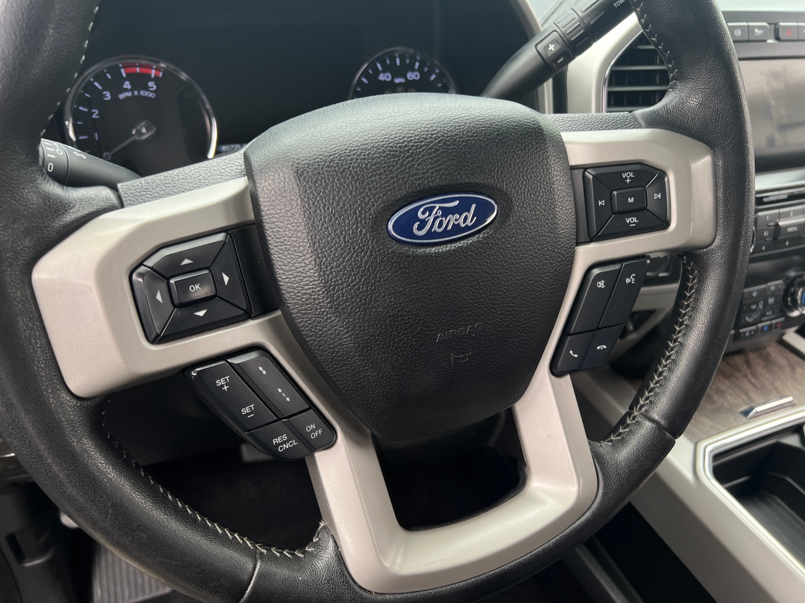 Thumbnail: 2019 Ford Econoline - 4