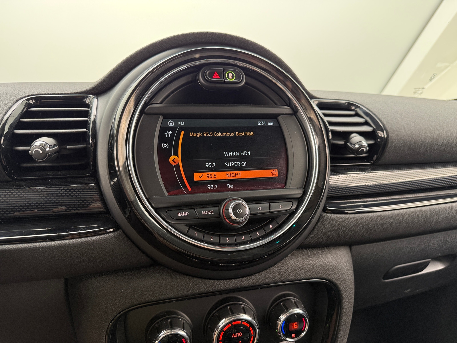 Thumbnail: 2019 MINI Cooper Clubman - 3