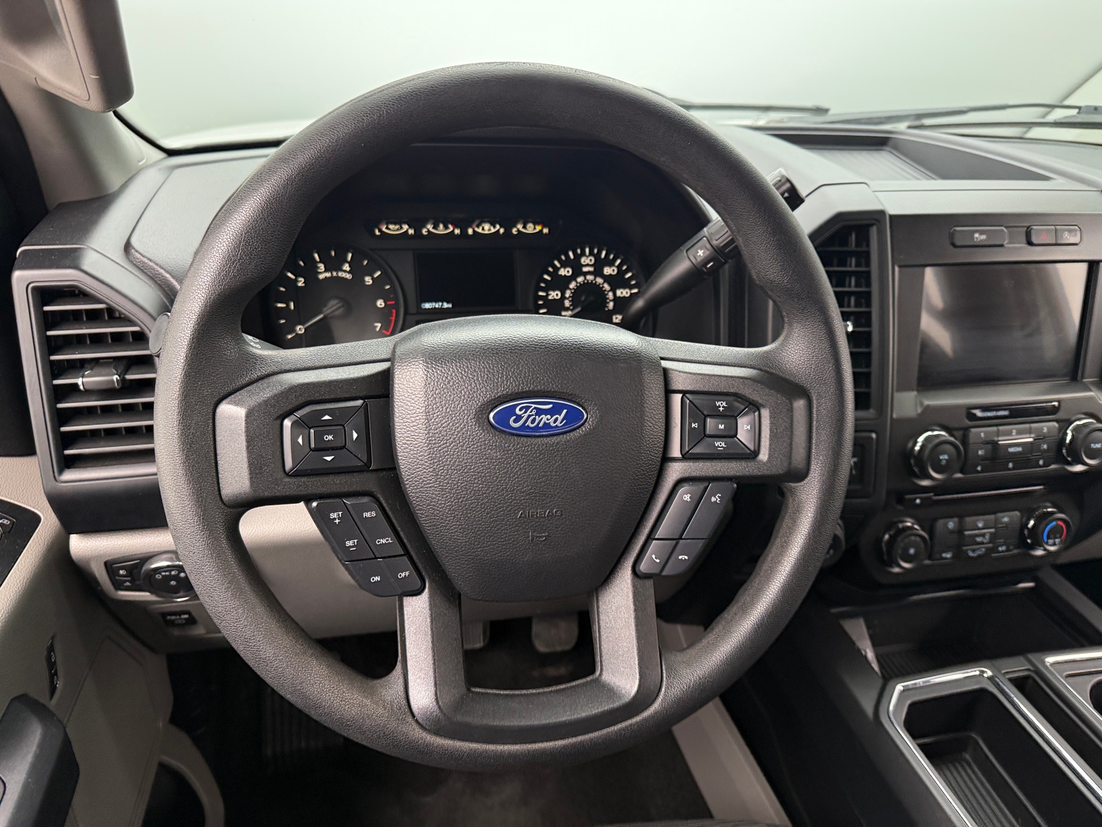 Thumbnail: 2018 Ford Econoline - 5