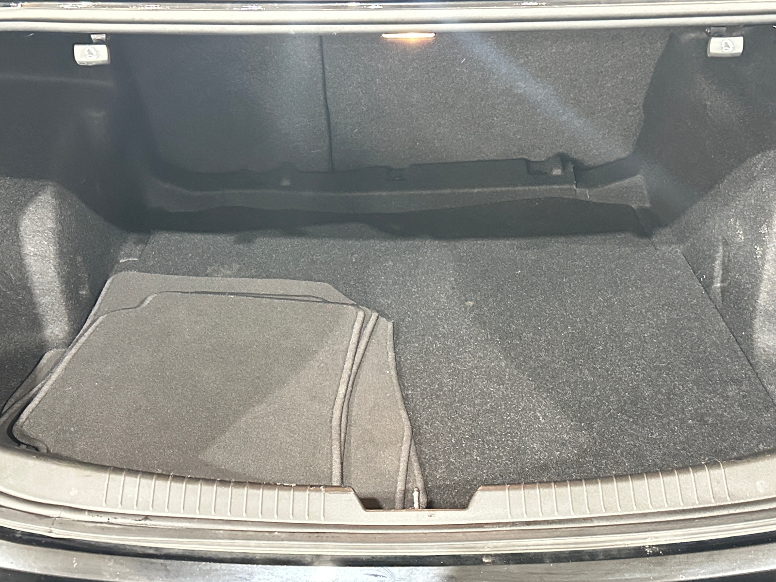 Thumbnail: 2020 Chevrolet Malibu - 7