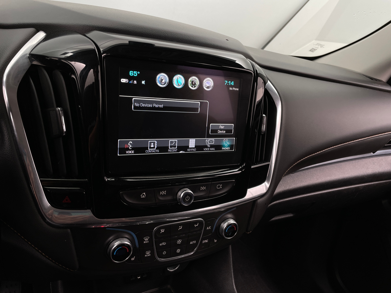 Thumbnail: 2018 Chevrolet Traverse - 4