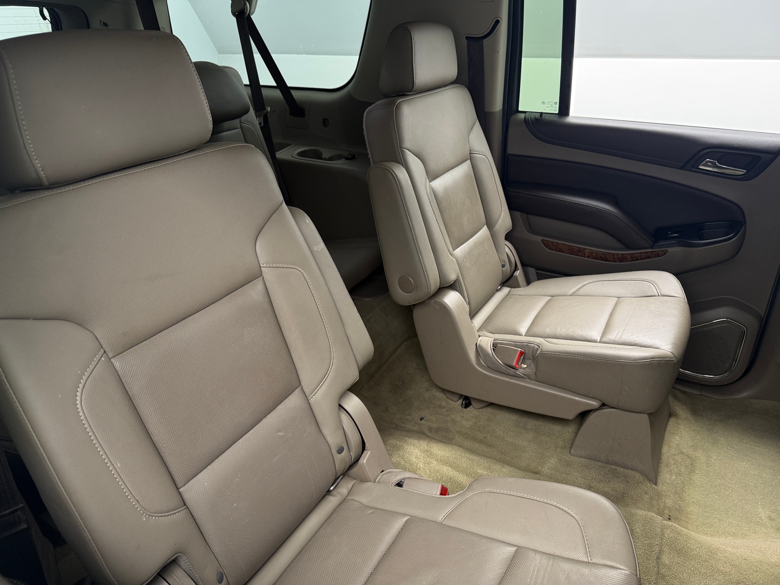 Thumbnail: 2017 Chevrolet Suburban - 5