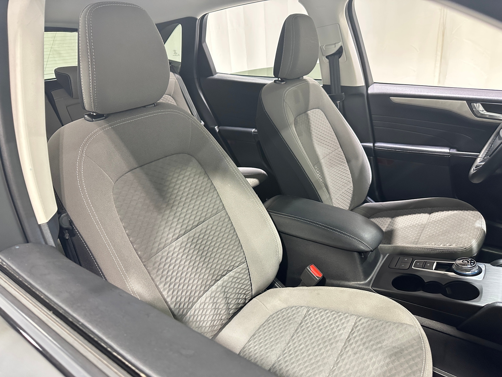 Thumbnail: 2021 Ford Escape - 2