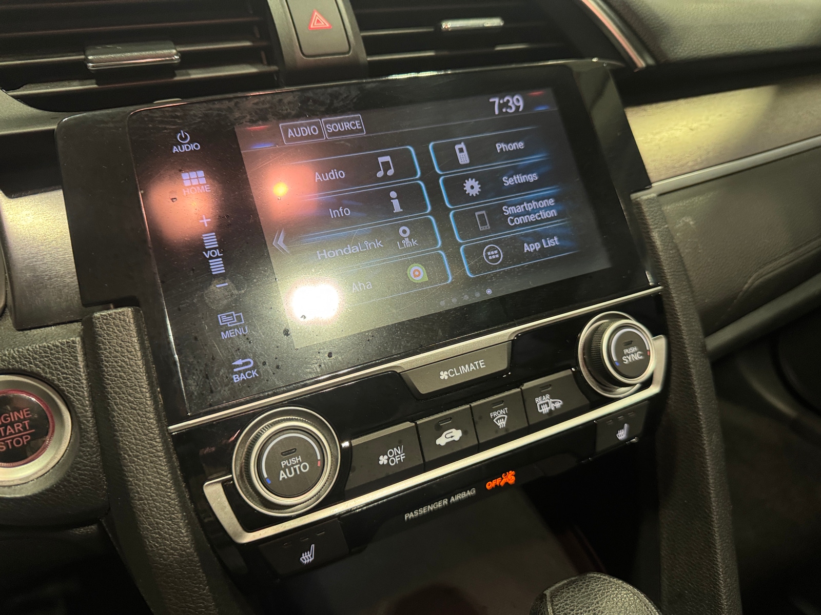 Thumbnail: 2016 Honda Civic - 4