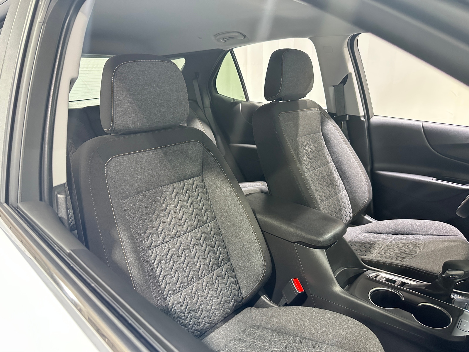 Thumbnail: 2023 Chevrolet Equinox - 2