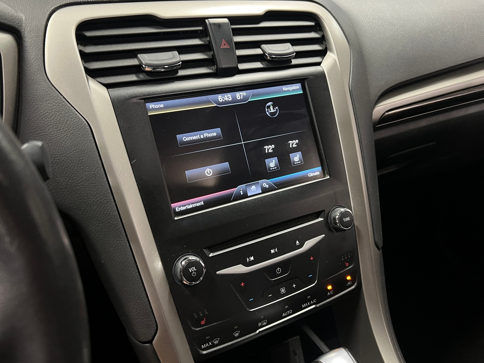 Thumbnail: 2014 Ford Fusion - 3