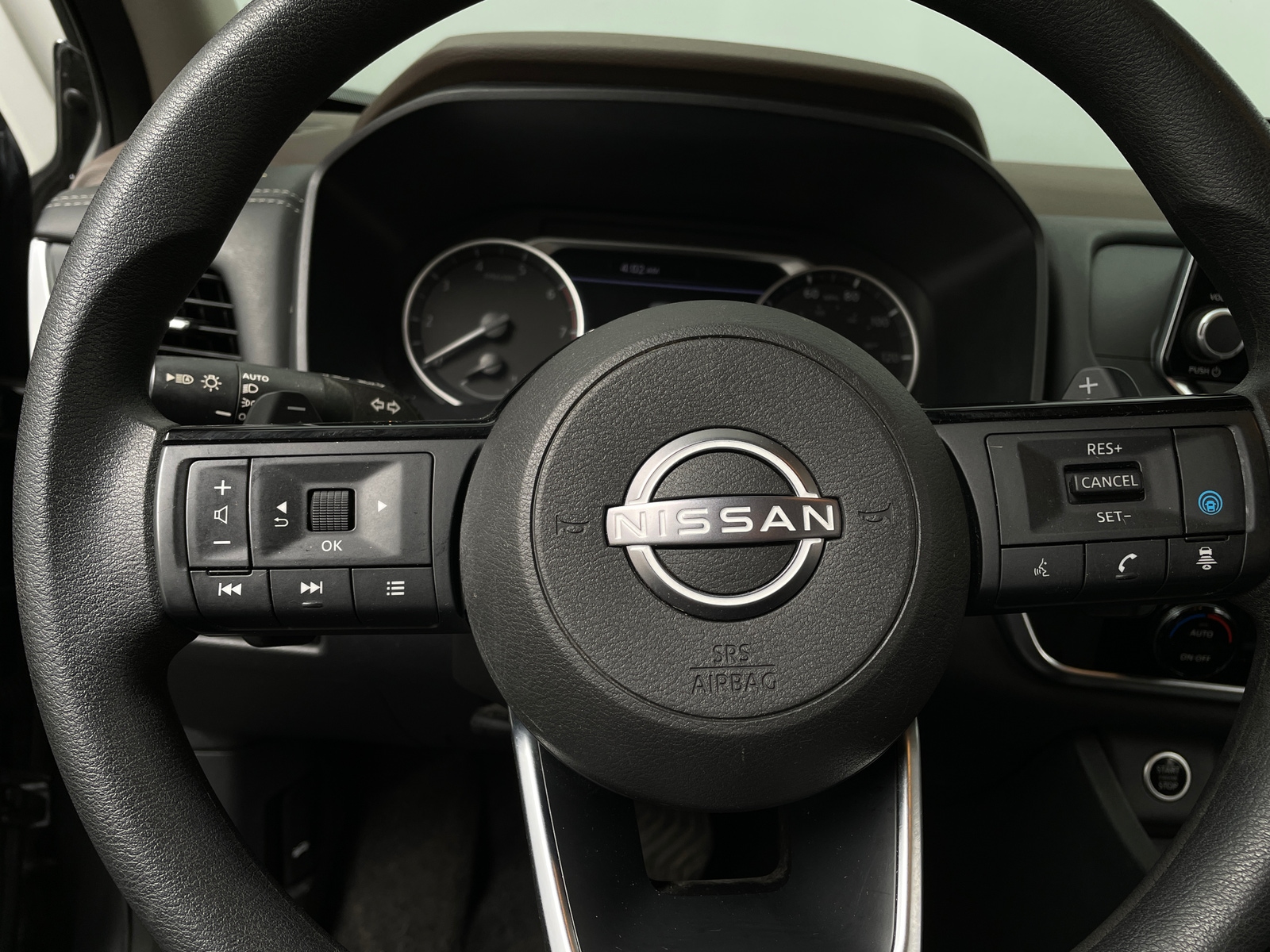 Thumbnail: 2023 Nissan Rogue - 5