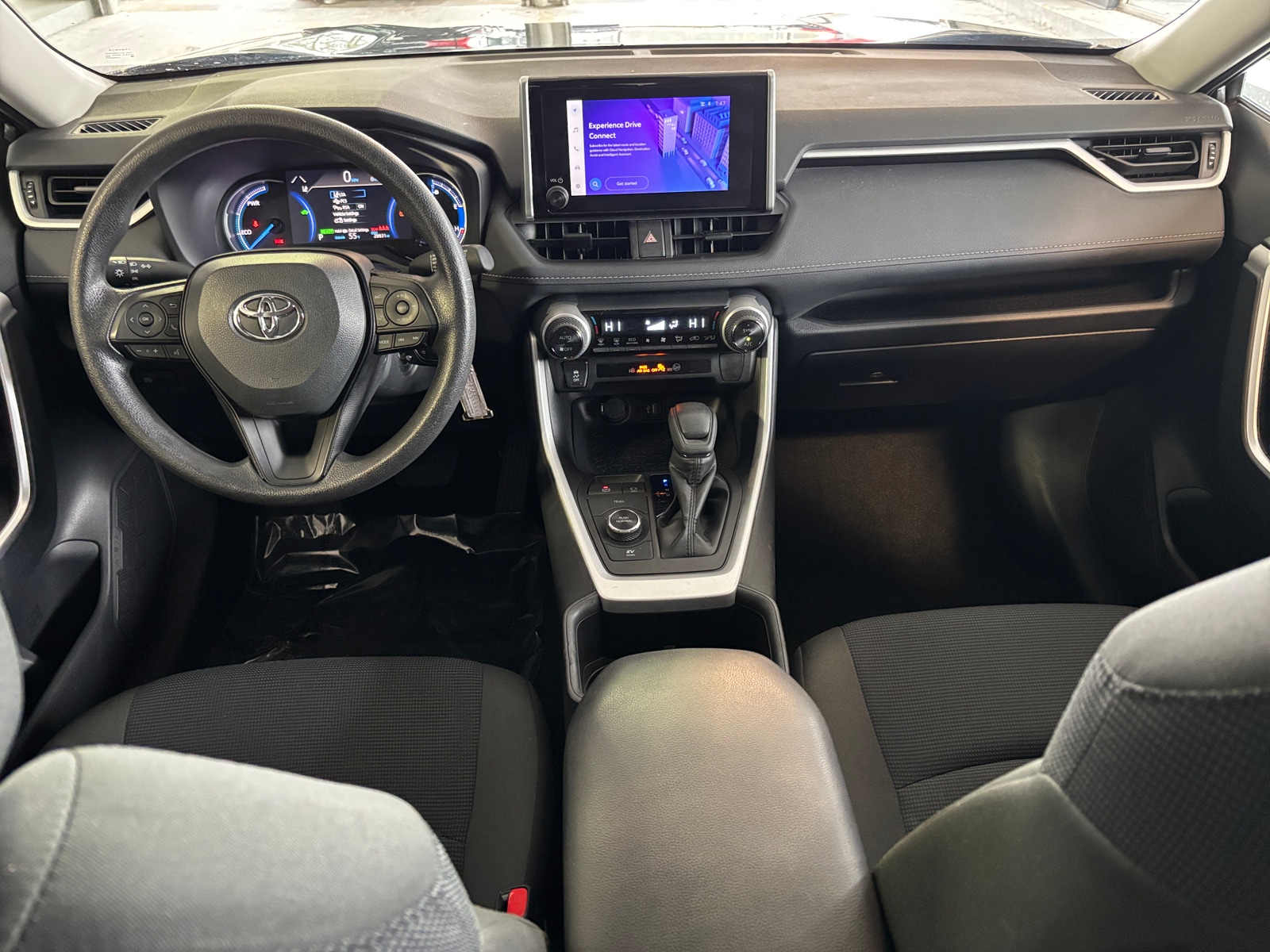 Thumbnail: 2025 Toyota RAV4 - 3