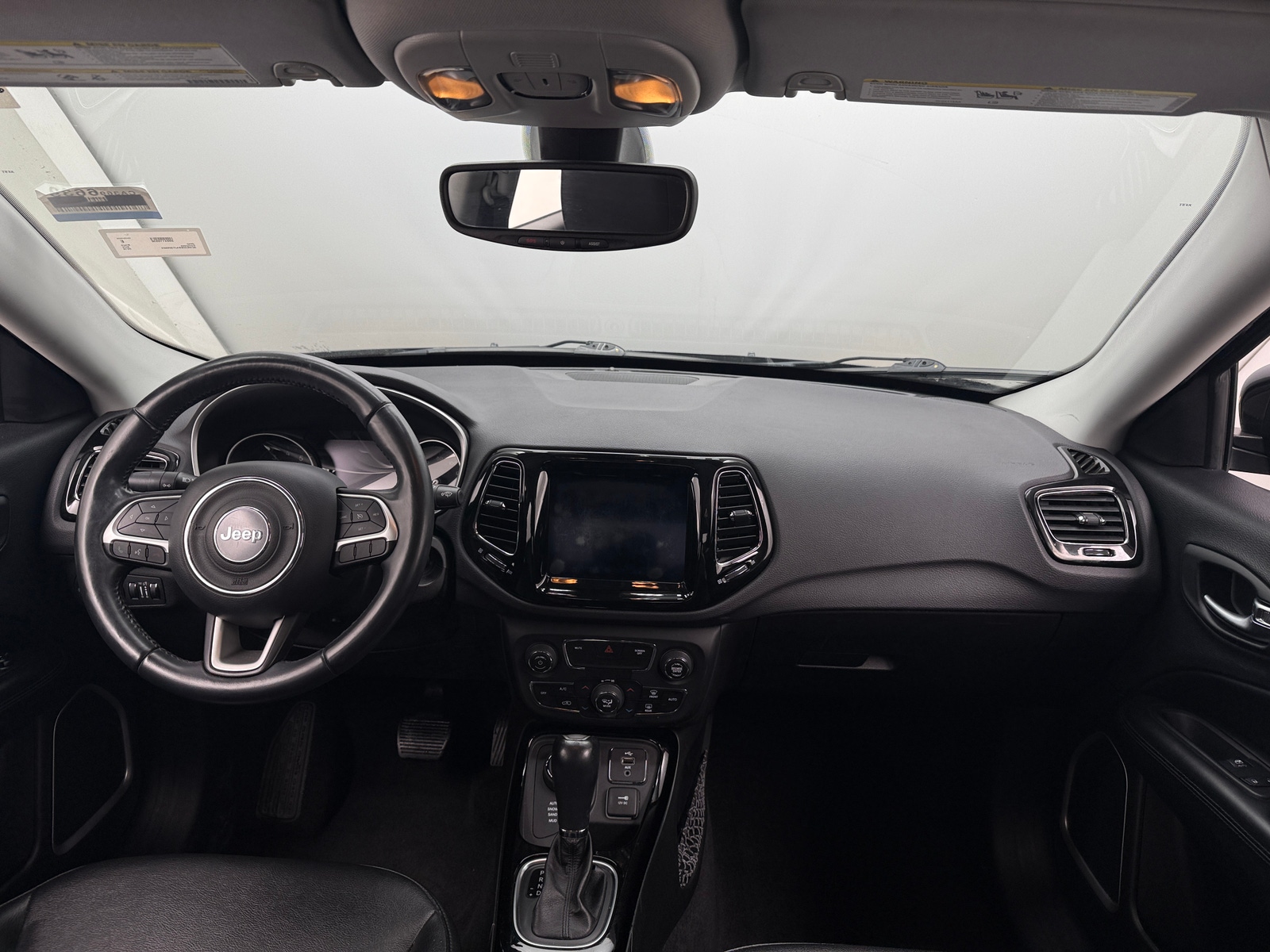 Thumbnail: 2018 Jeep Compass - 3