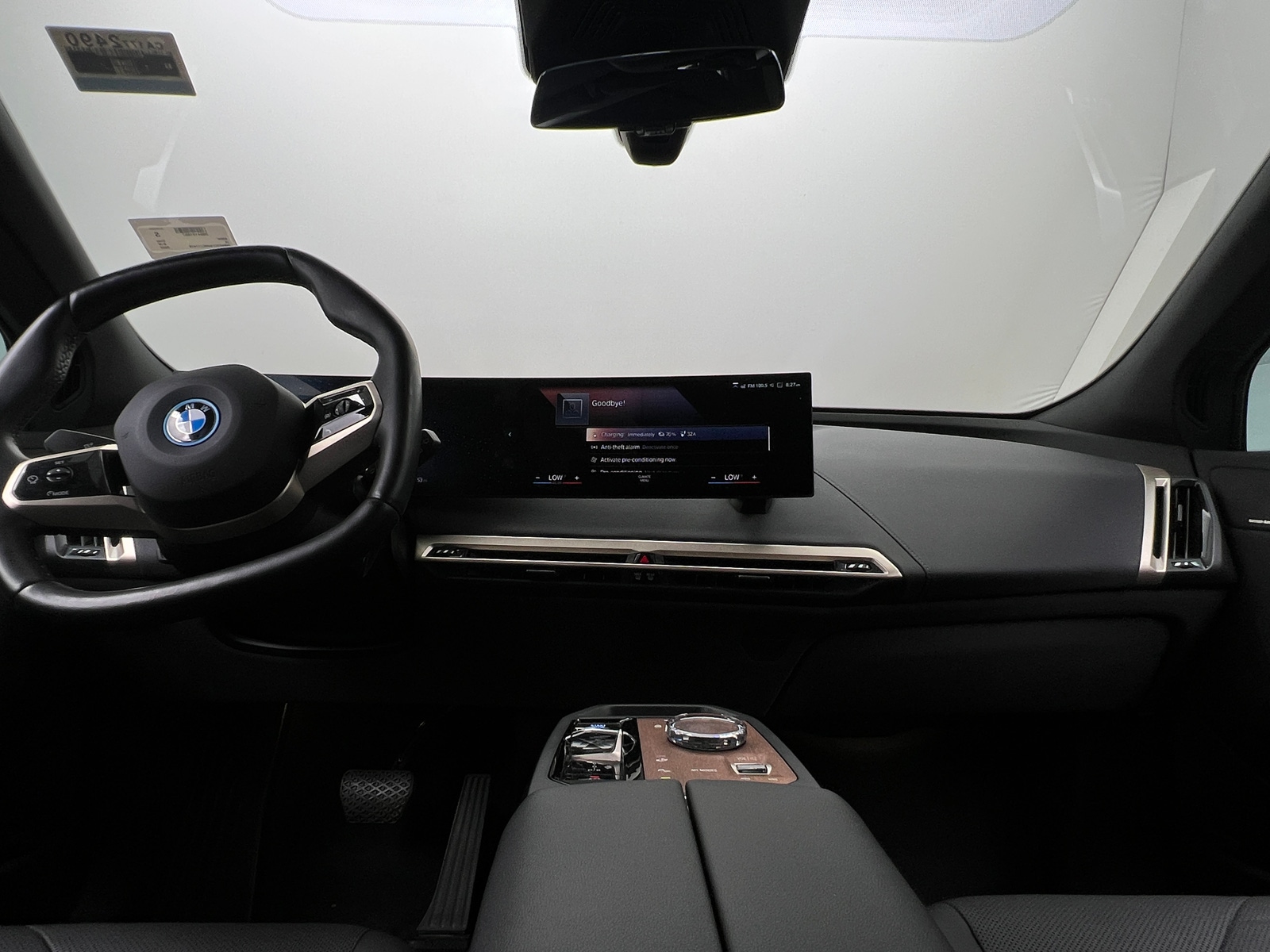 Thumbnail: 2022 BMW iX - 2