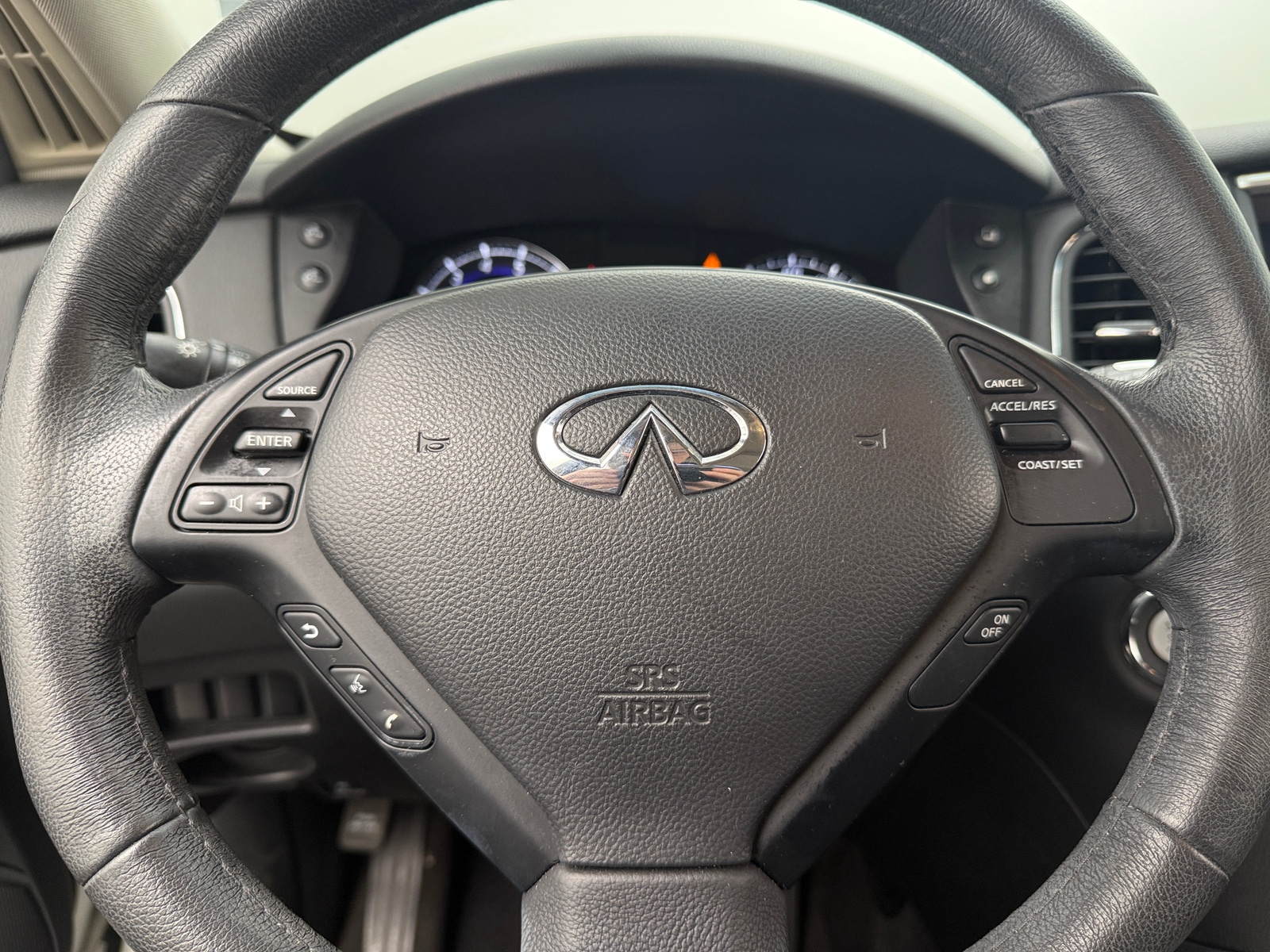 Thumbnail: 2017 INFINITI QX50 - 4