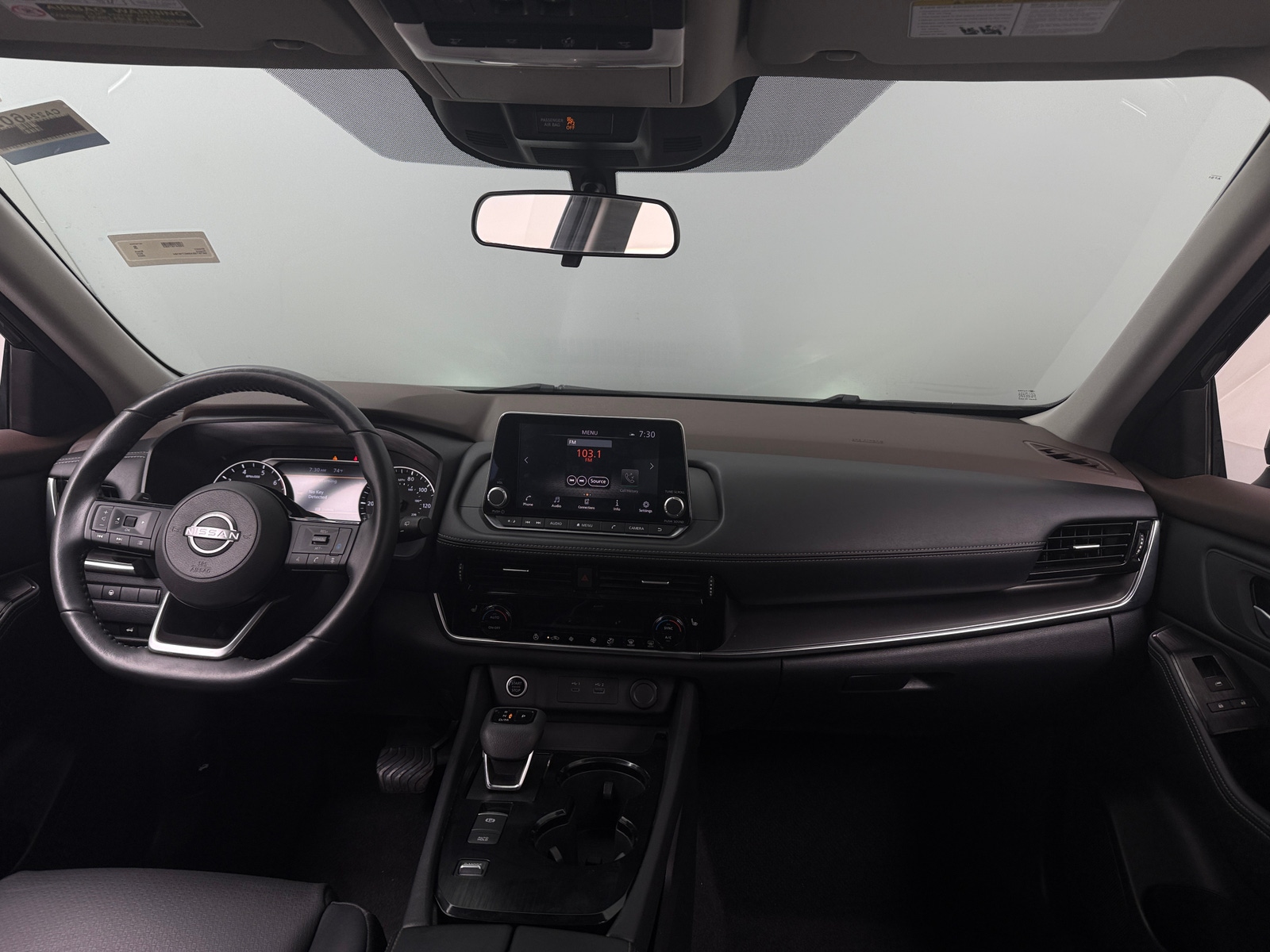 Thumbnail: 2022 Nissan Rogue - 2