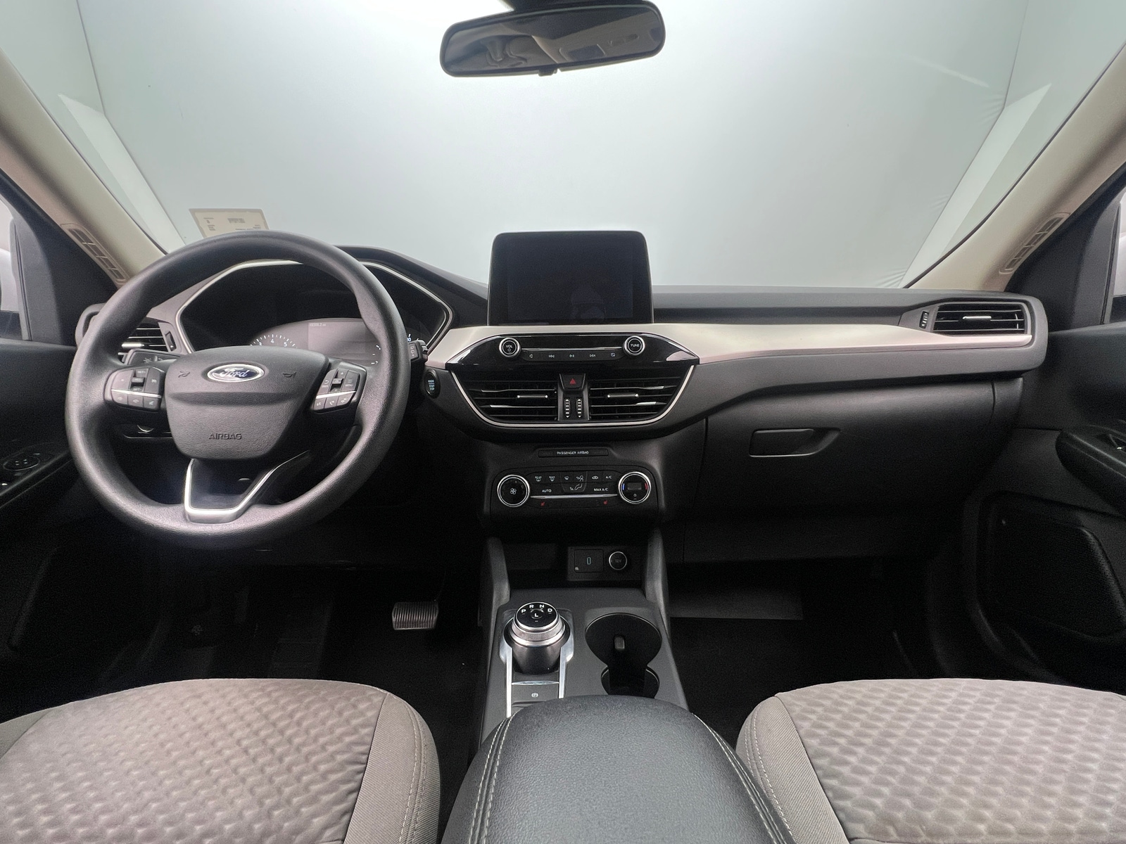 Thumbnail: 2020 Ford Escape - 3