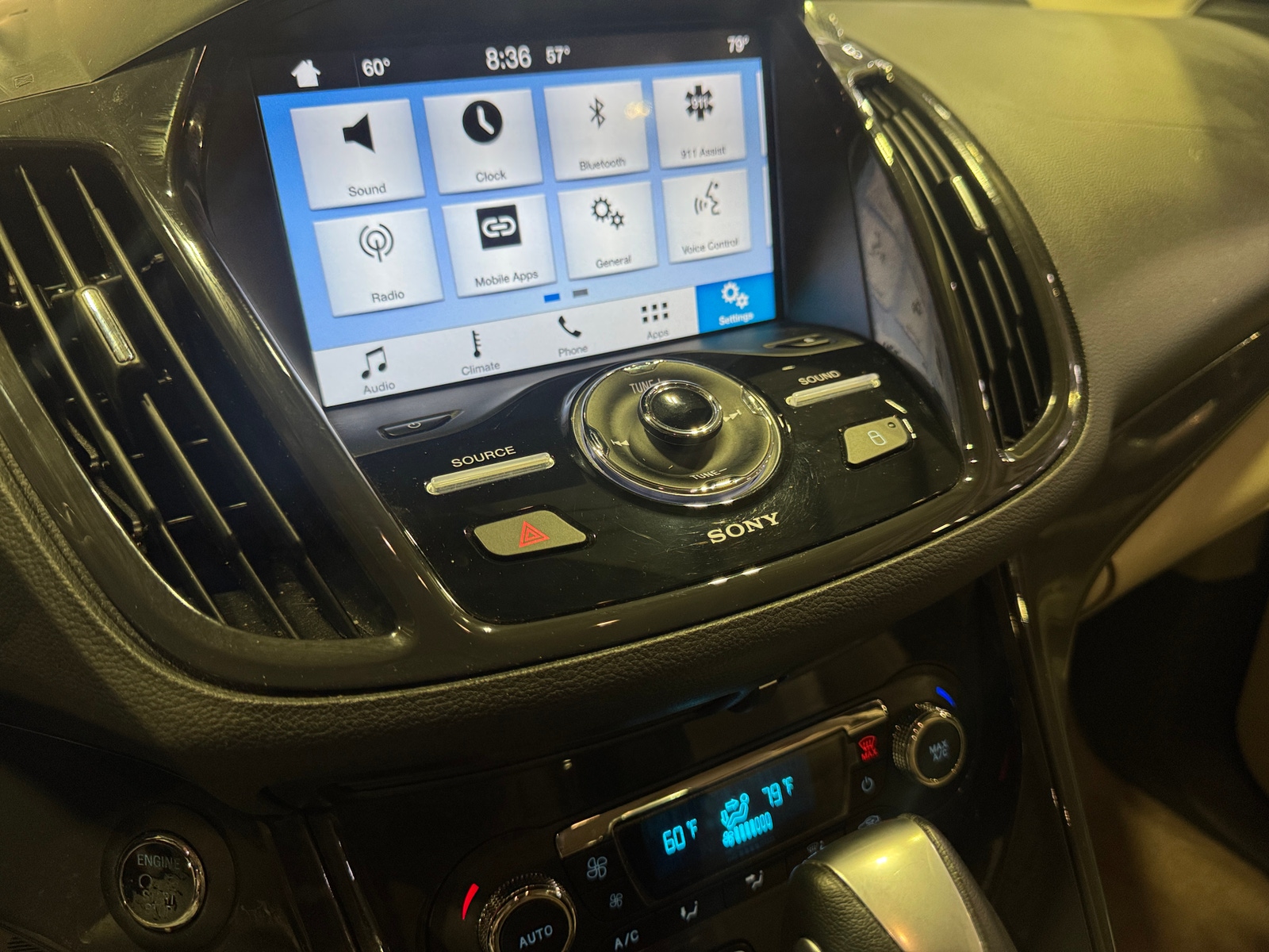 Thumbnail: 2016 Ford Escape - 3