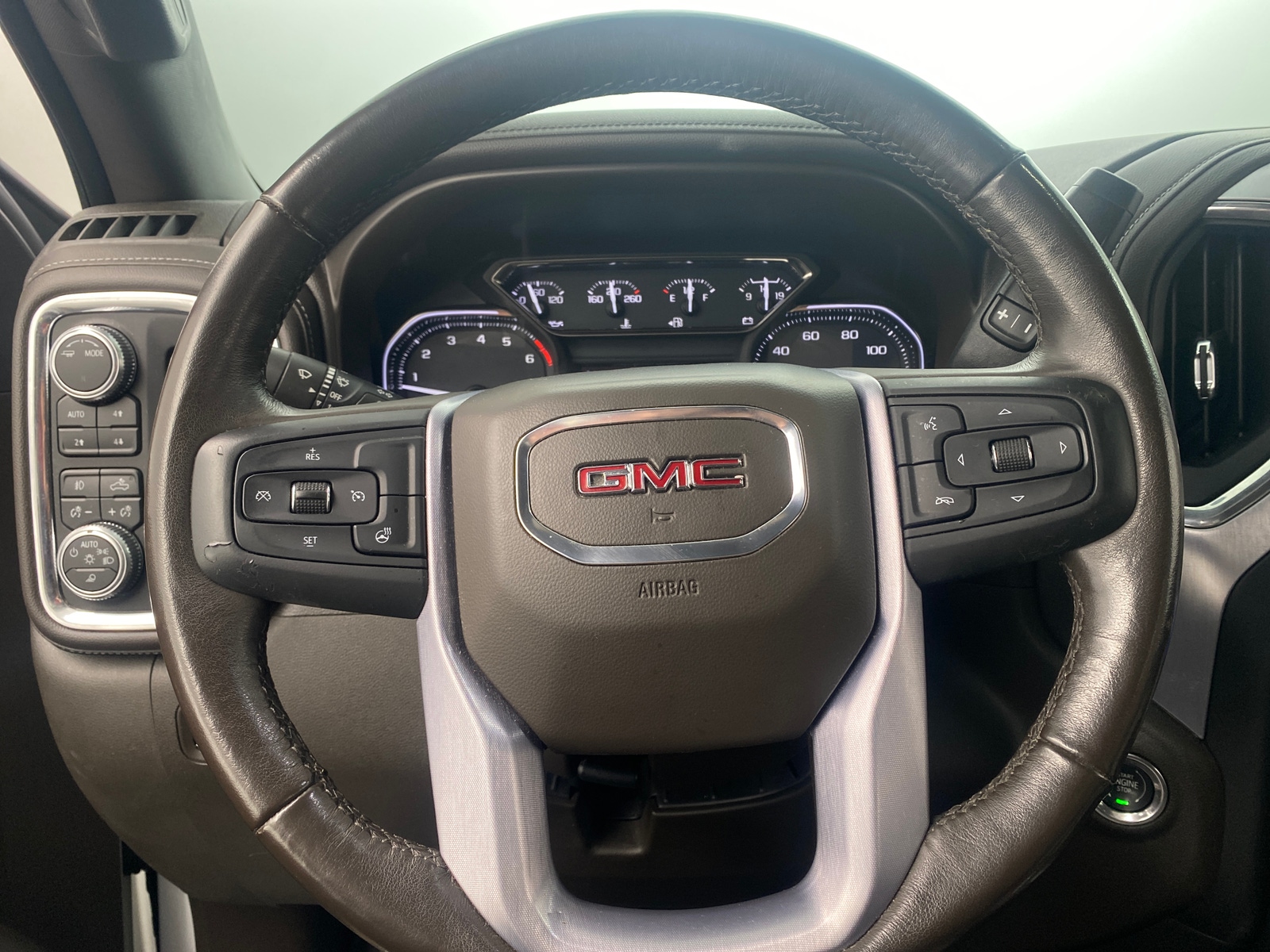 Thumbnail: 2020 GMC Sierra 1500 - 4