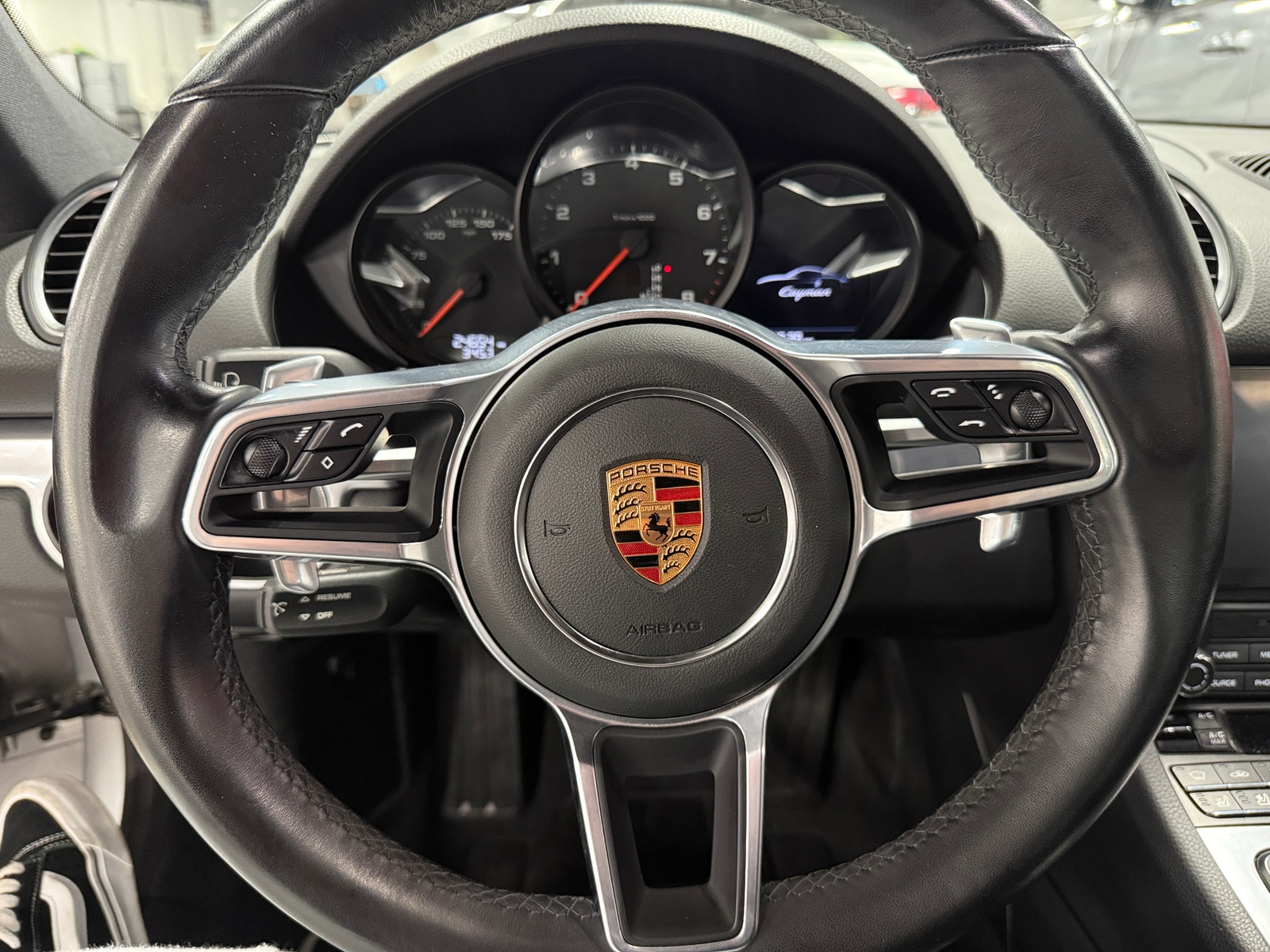 Thumbnail: 2018 Porsche 718 Cayman - 4