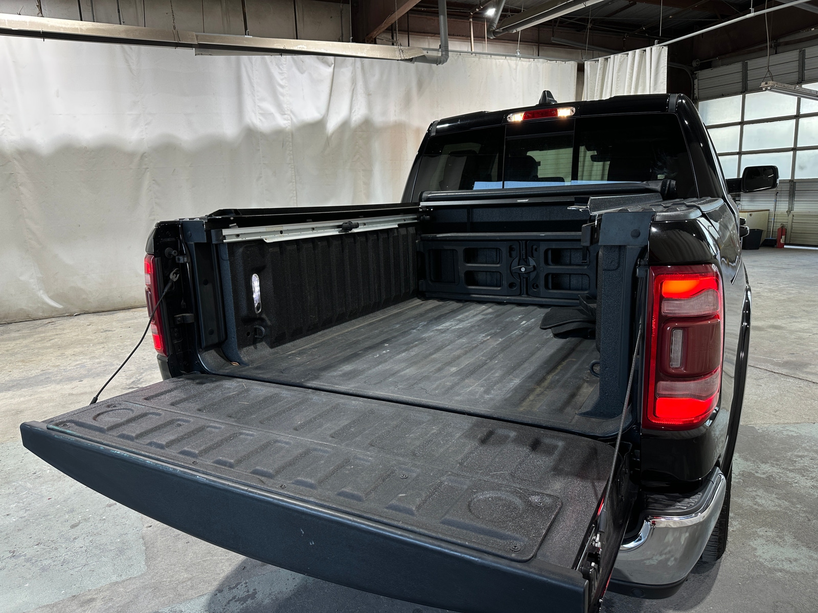 Thumbnail: 2019 RAM 1500 - 6