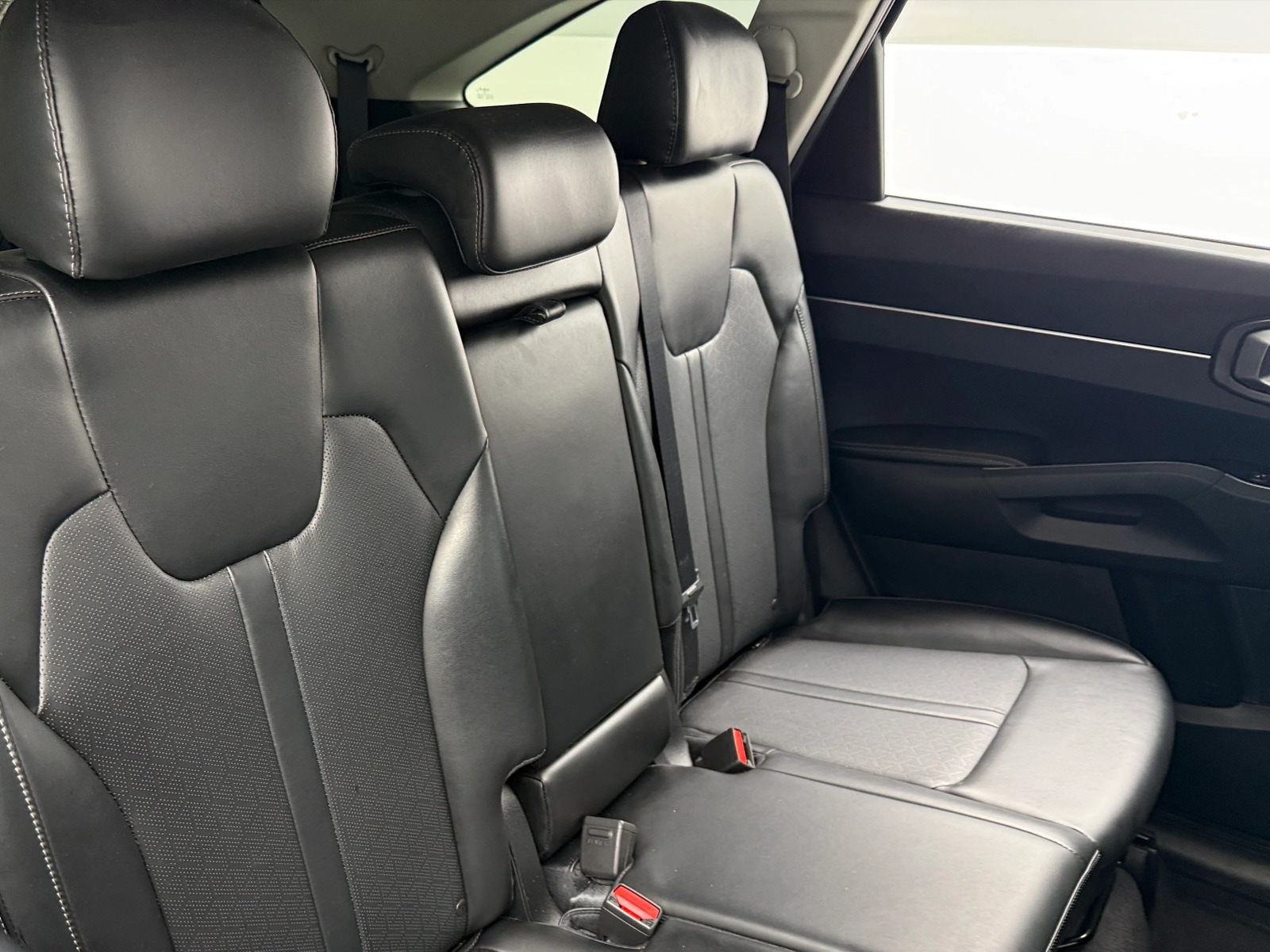 Thumbnail: 2022 Kia Sorento - 5