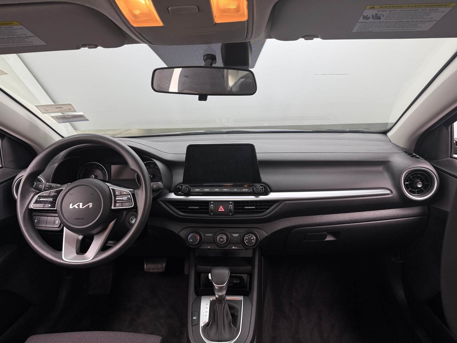 Thumbnail: 2022 Kia Forte - 3