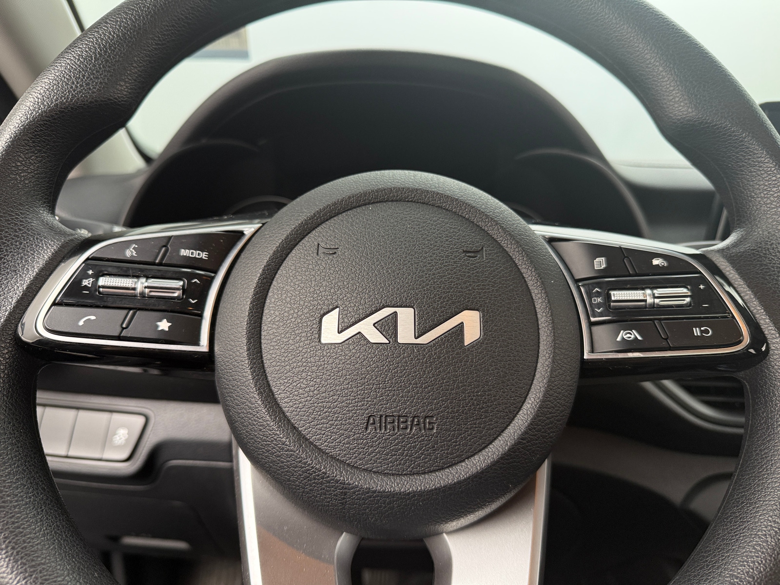 Thumbnail: 2022 Kia Forte - 5
