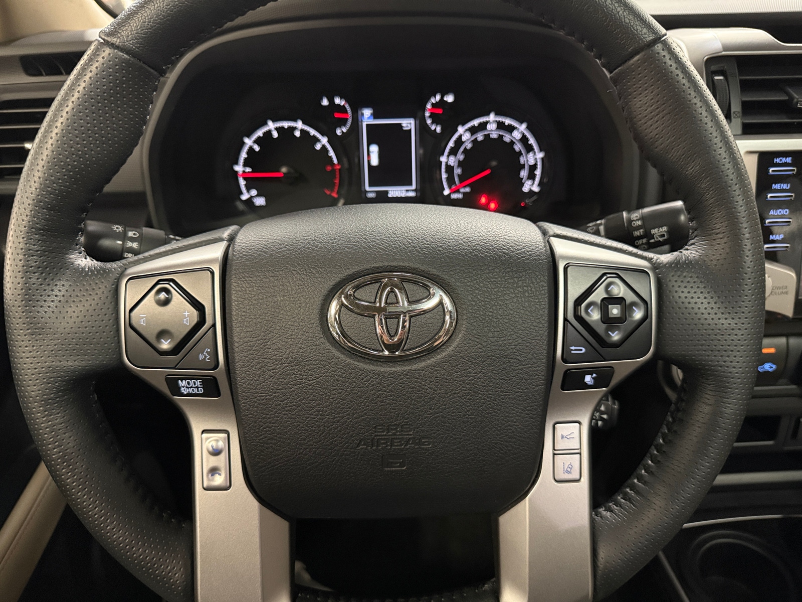 Thumbnail: 2023 Toyota 4Runner - 4