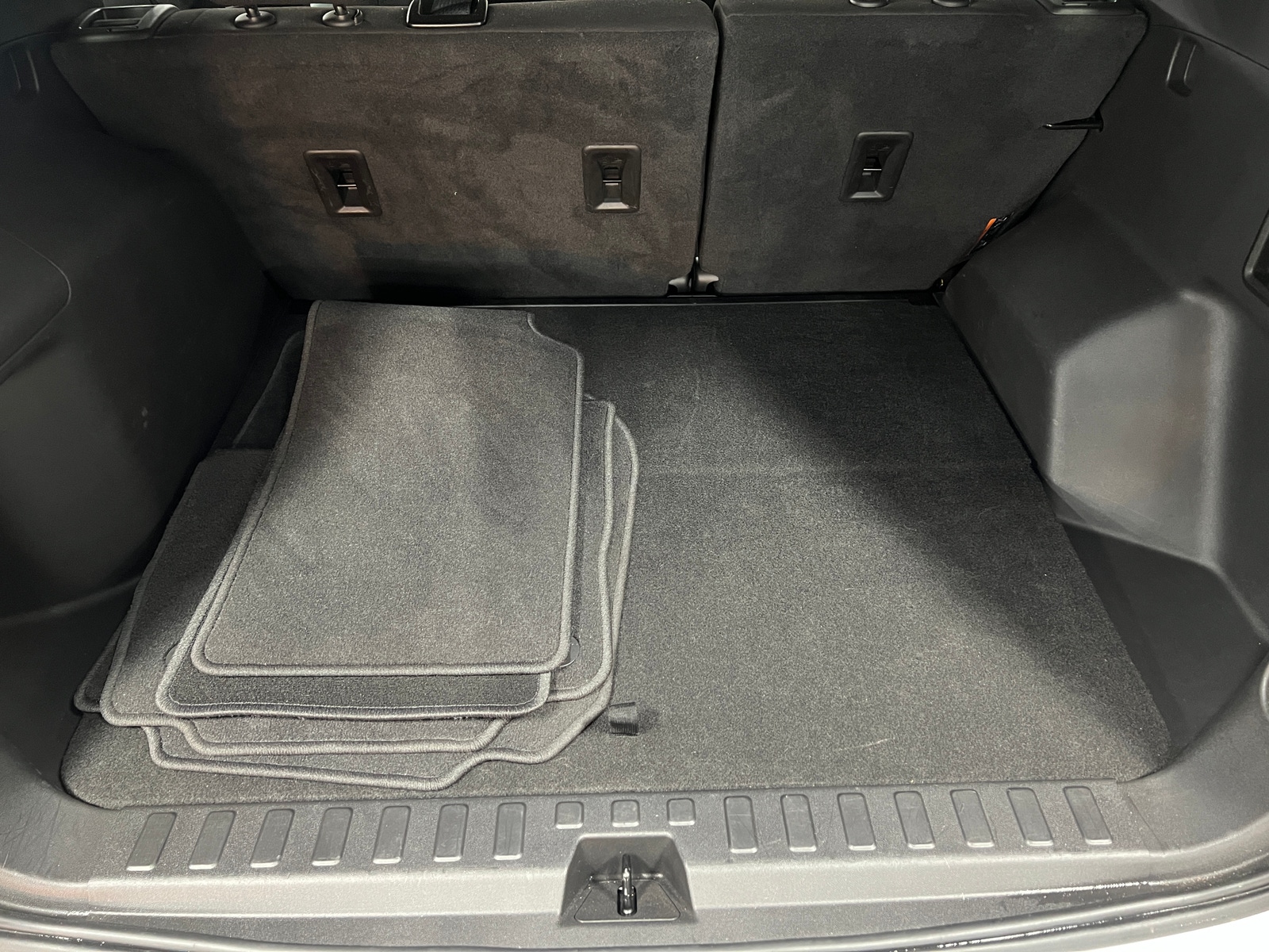 Thumbnail: 2023 Chevrolet Equinox - 7