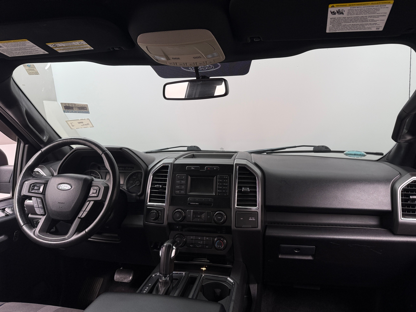 Thumbnail: 2015 Ford Econoline - 3