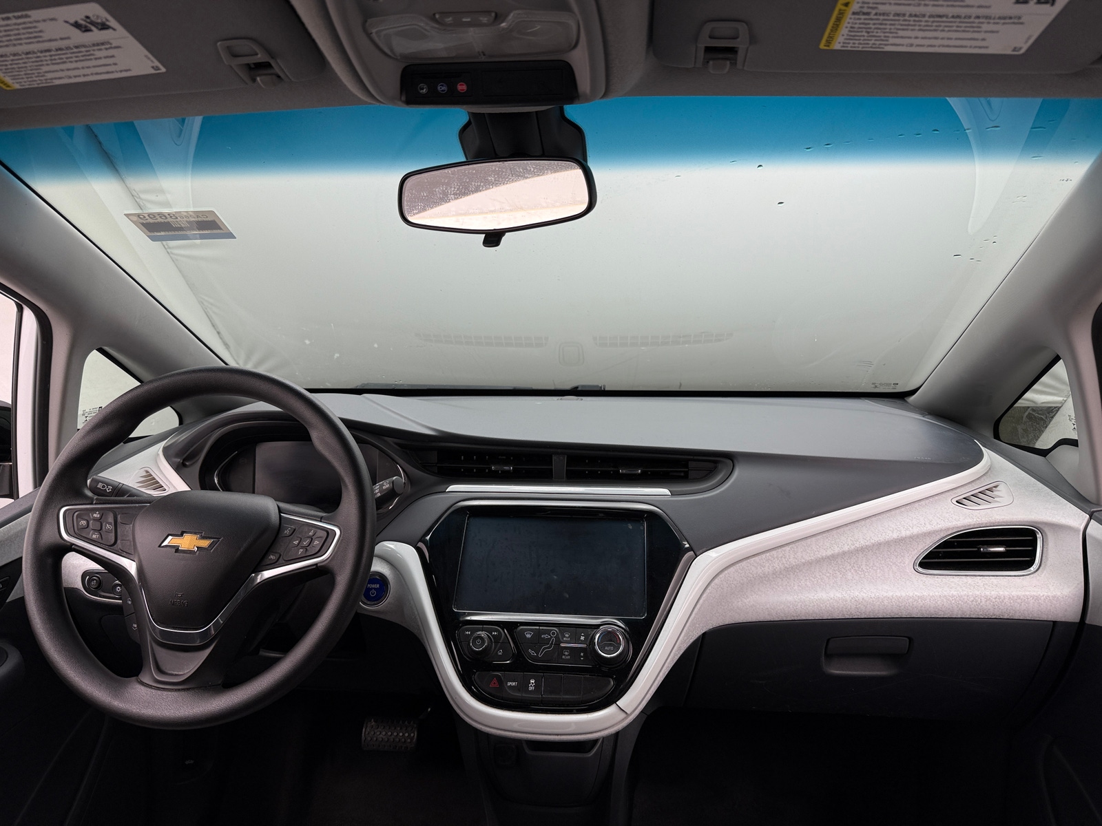 Thumbnail: 2018 Chevrolet Bolt EV - 3