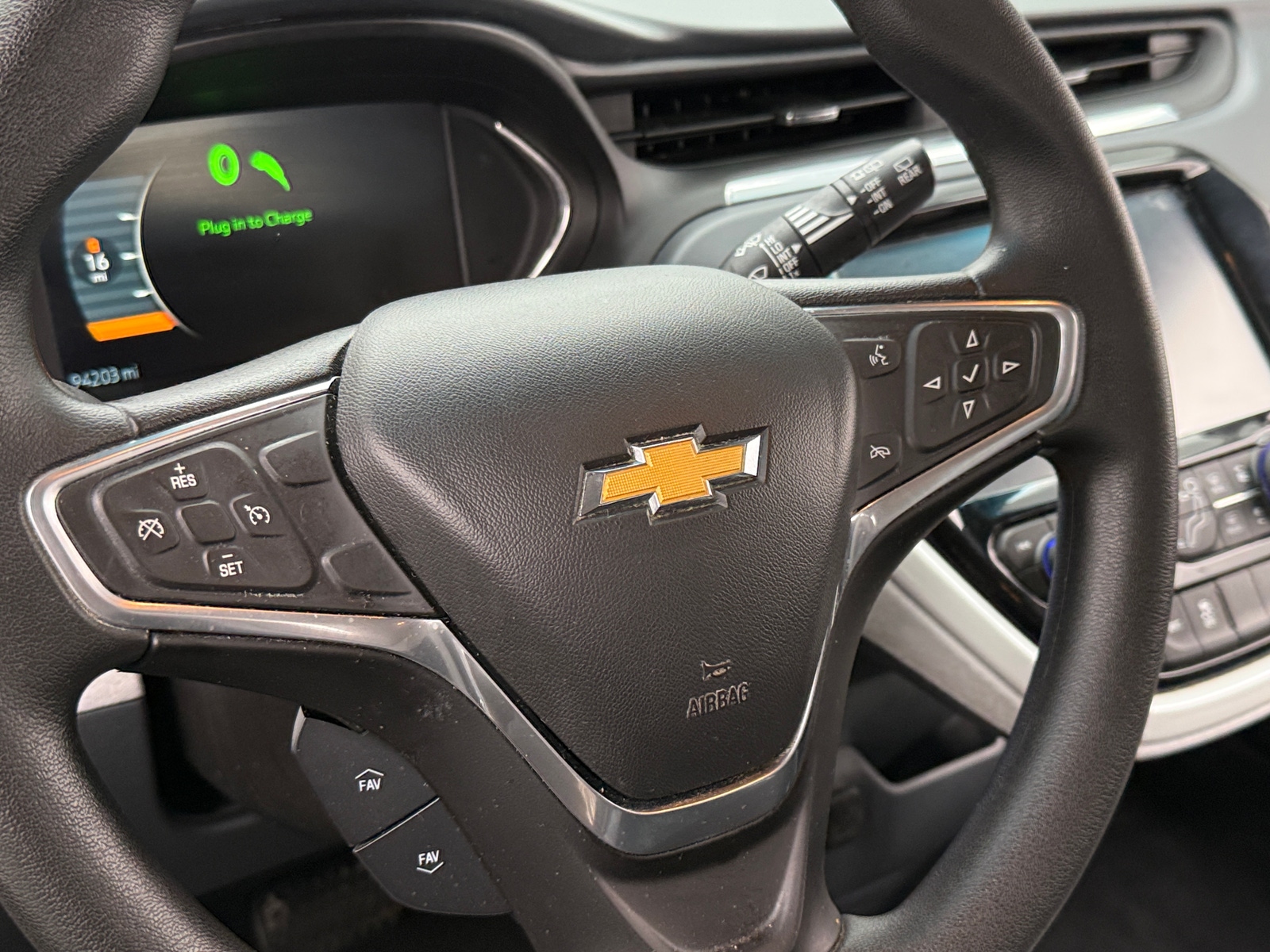 Thumbnail: 2018 Chevrolet Bolt EV - 5