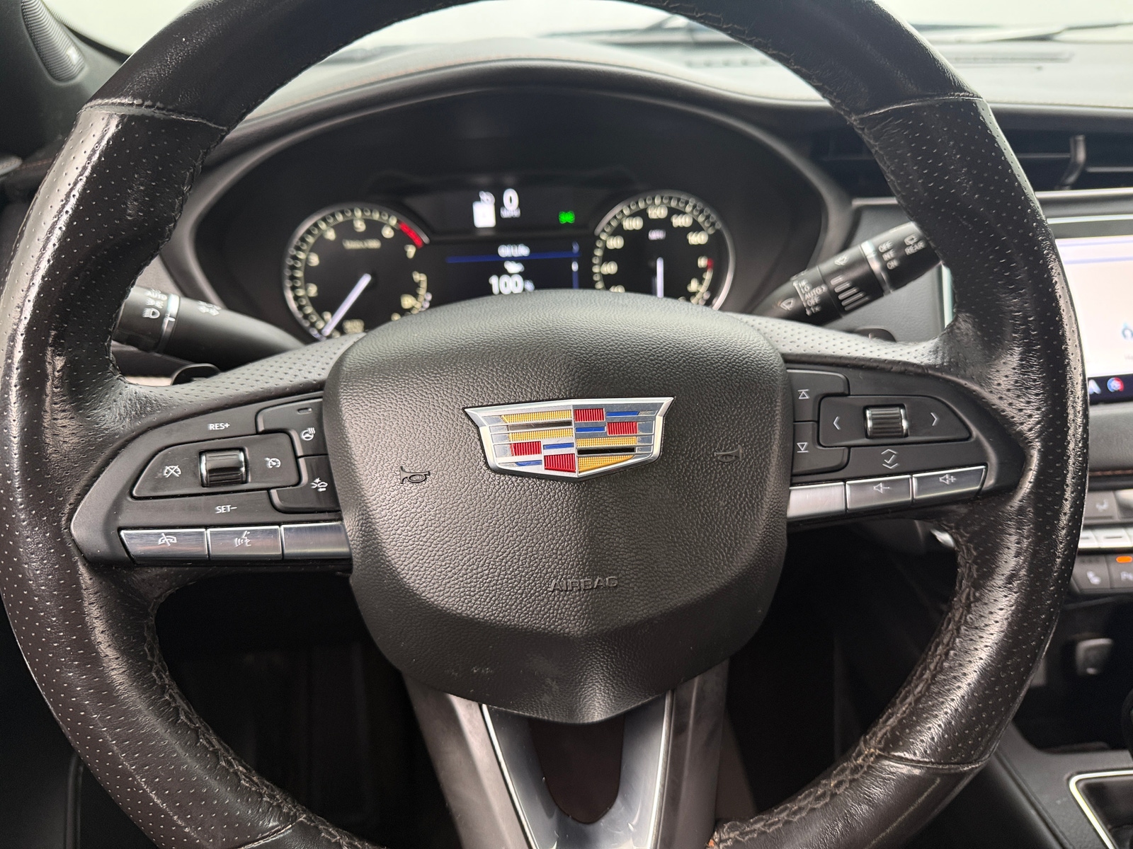 Thumbnail: 2020 Cadillac XT4 - 4