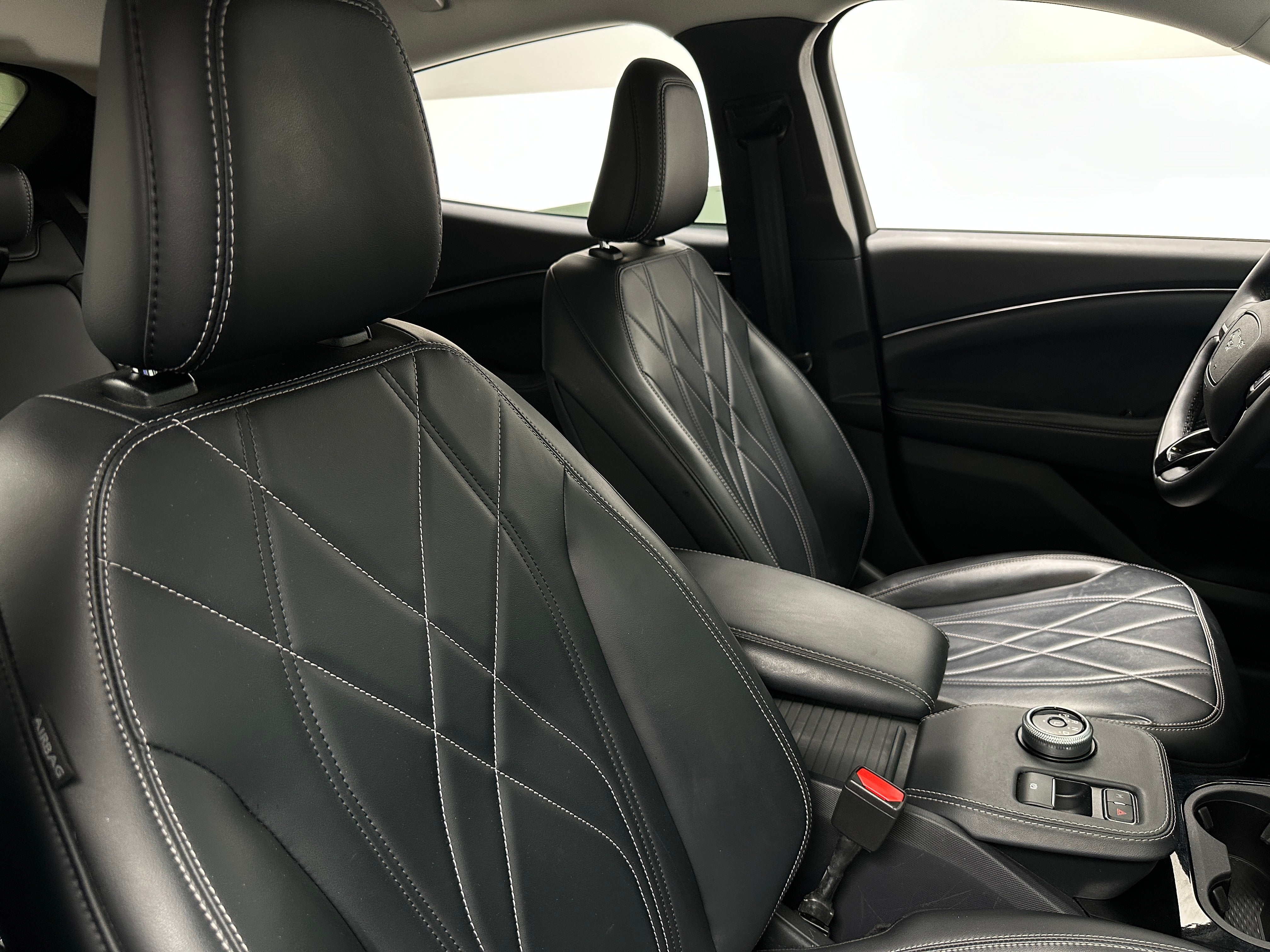 Used 2022 Ford Mustang Mach-E Select AWD with VIN 3FMTK1SS5NMA38514 for sale in Auburn, WA