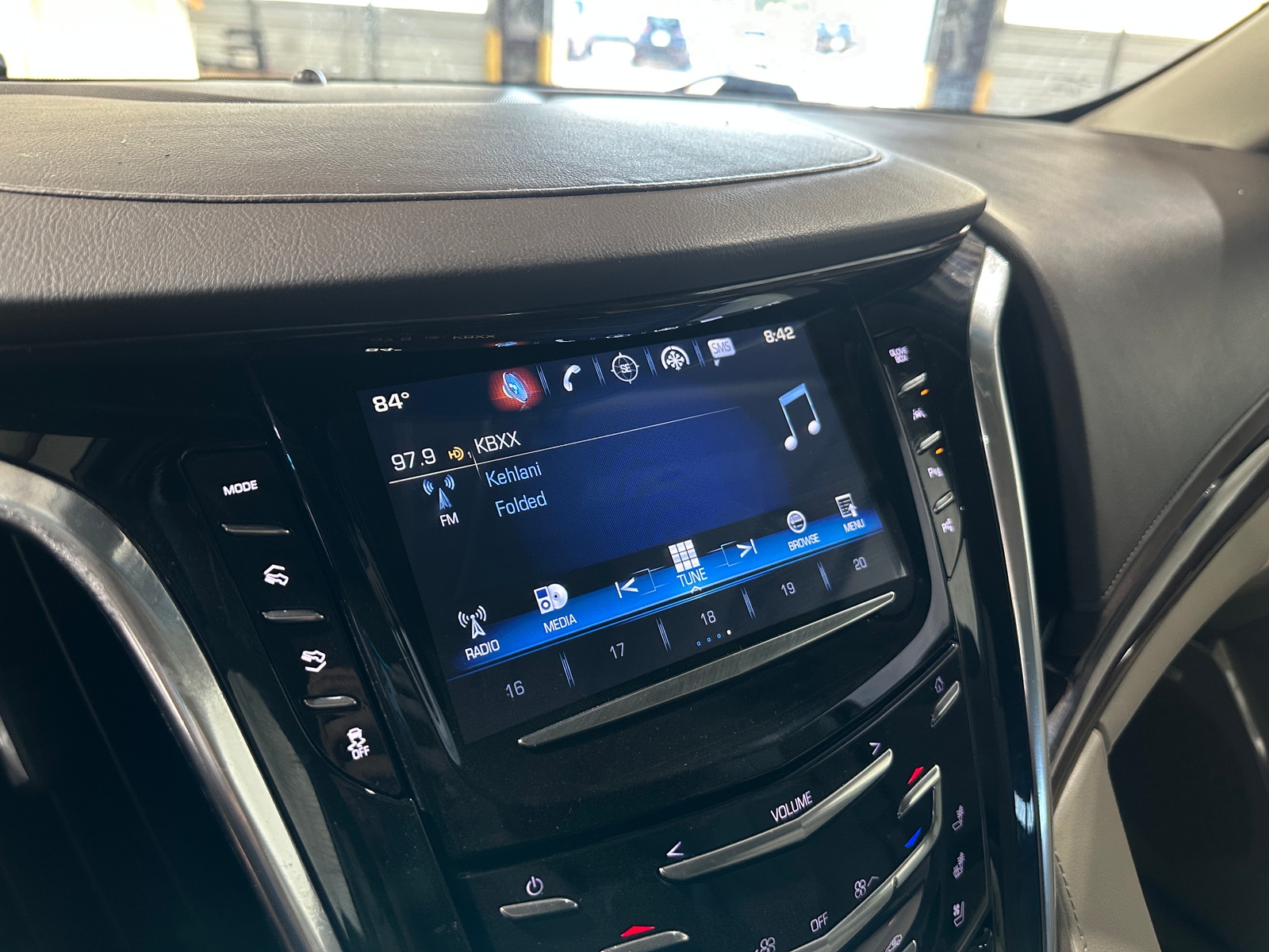 Thumbnail: 2017 Cadillac Escalade - 3