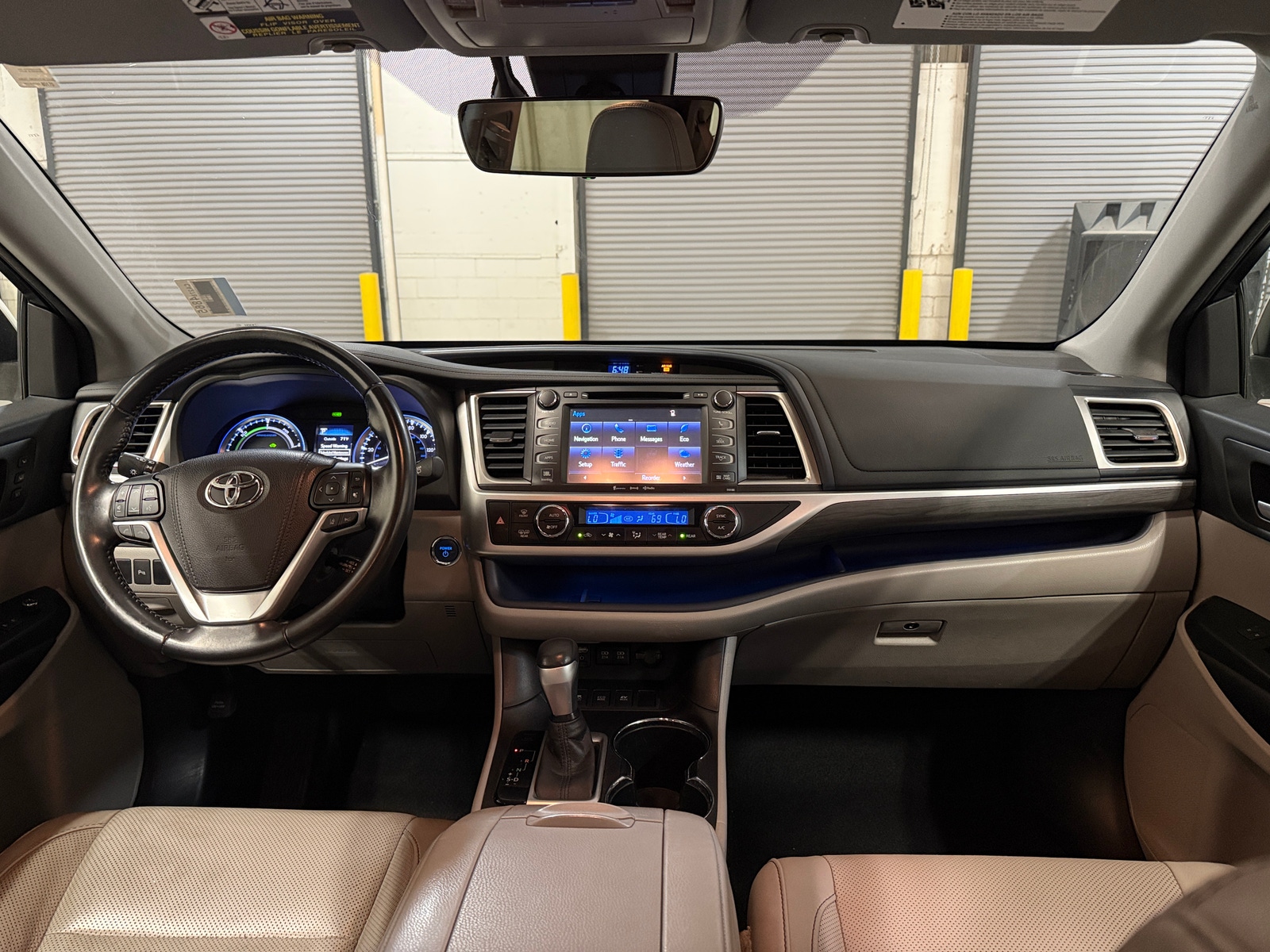 Thumbnail: 2017 Toyota Highlander - 2