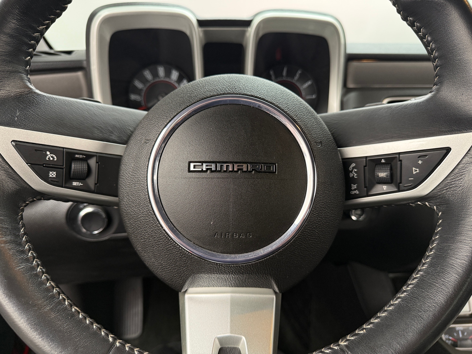 Thumbnail: 2011 Chevrolet Camaro - 4