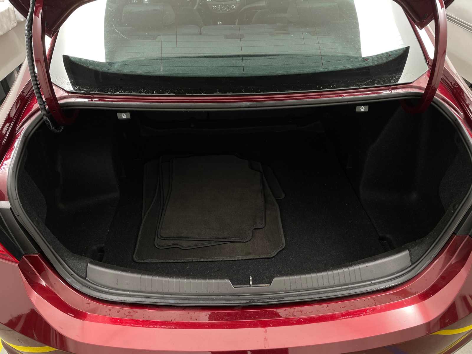 Thumbnail: 2016 Chevrolet Malibu - 7