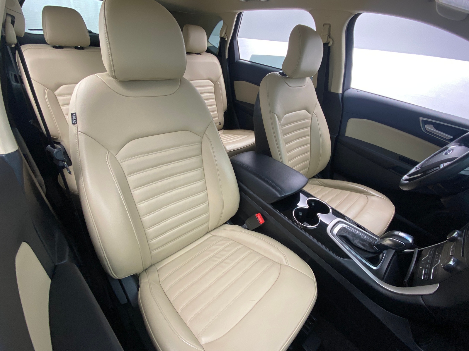 Thumbnail: 2016 Ford Edge - 2