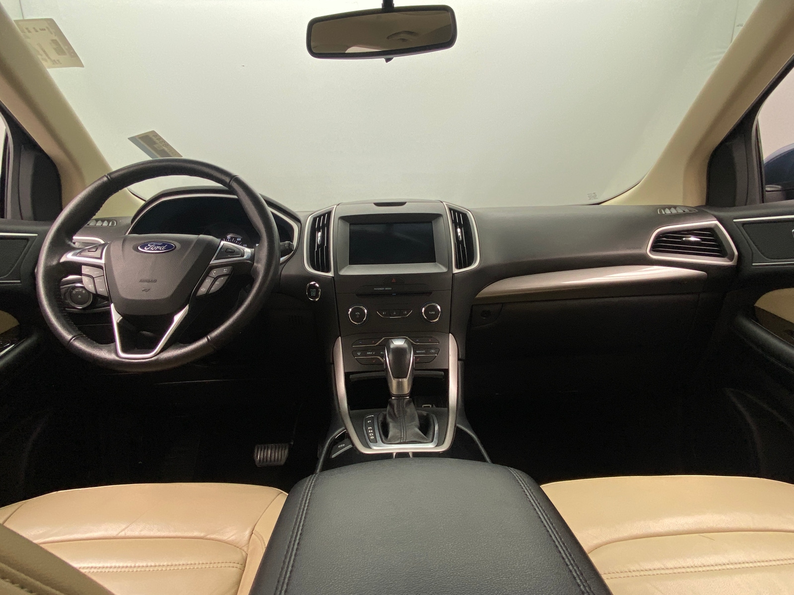 Thumbnail: 2016 Ford Edge - 3