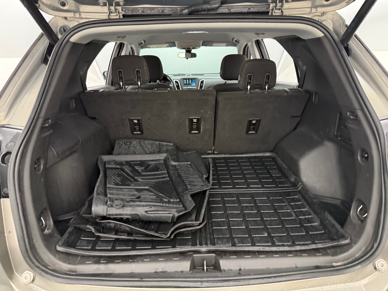 Thumbnail: 2018 Chevrolet Equinox - 7