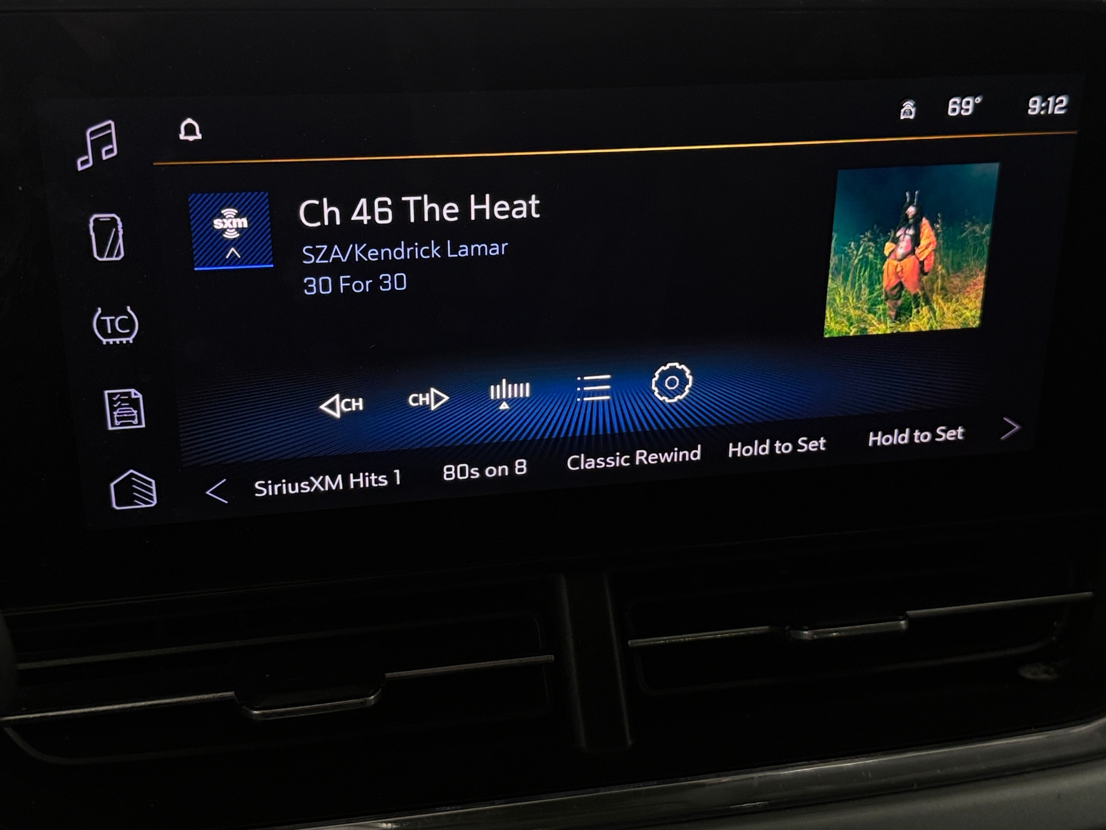 Thumbnail: 2025 Chevrolet Trax - 4