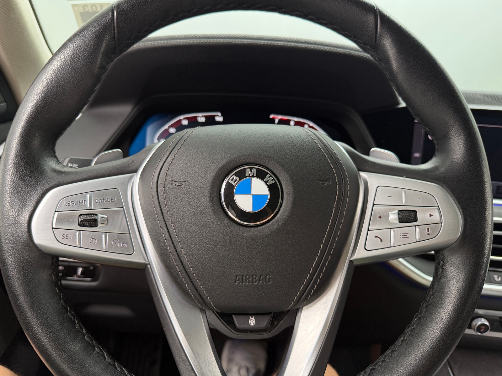 Thumbnail: 2021 BMW X7 - 4