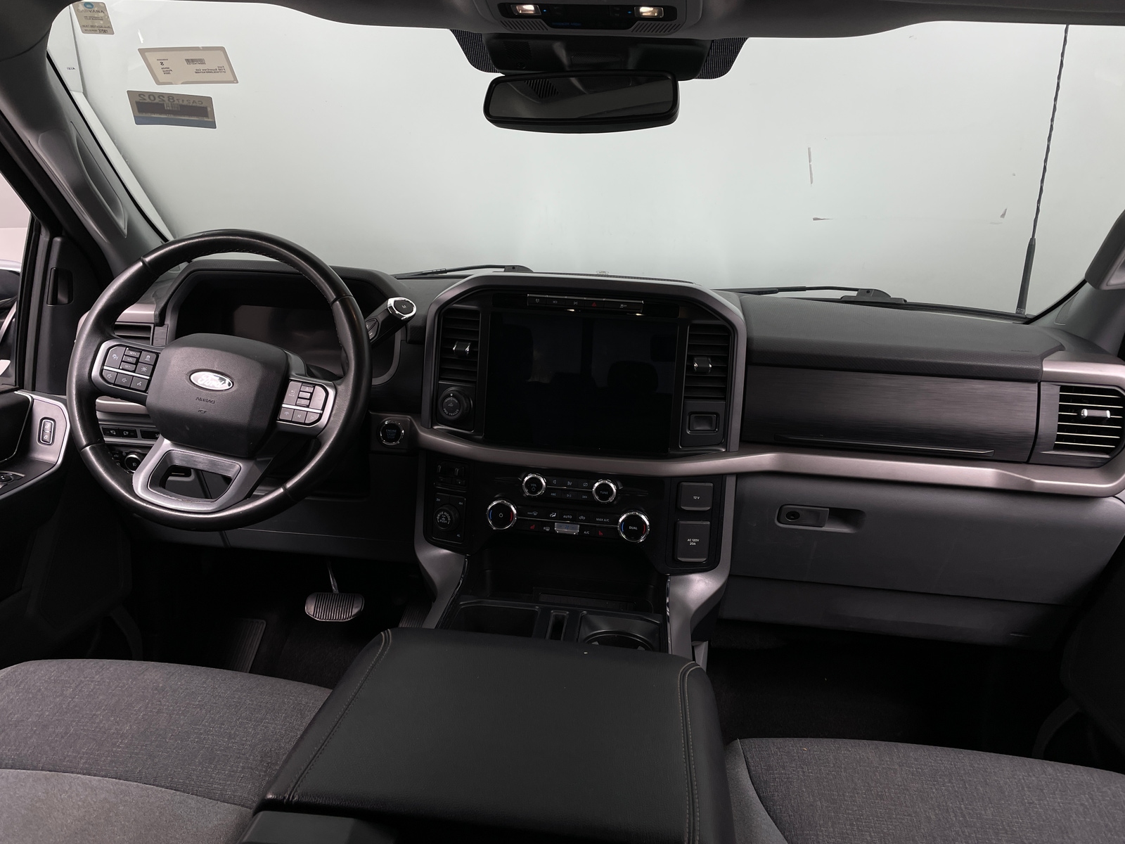 Thumbnail: 2024 Ford Econoline - 3